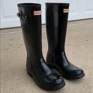 Hunter Rain boots (big kids size 4)